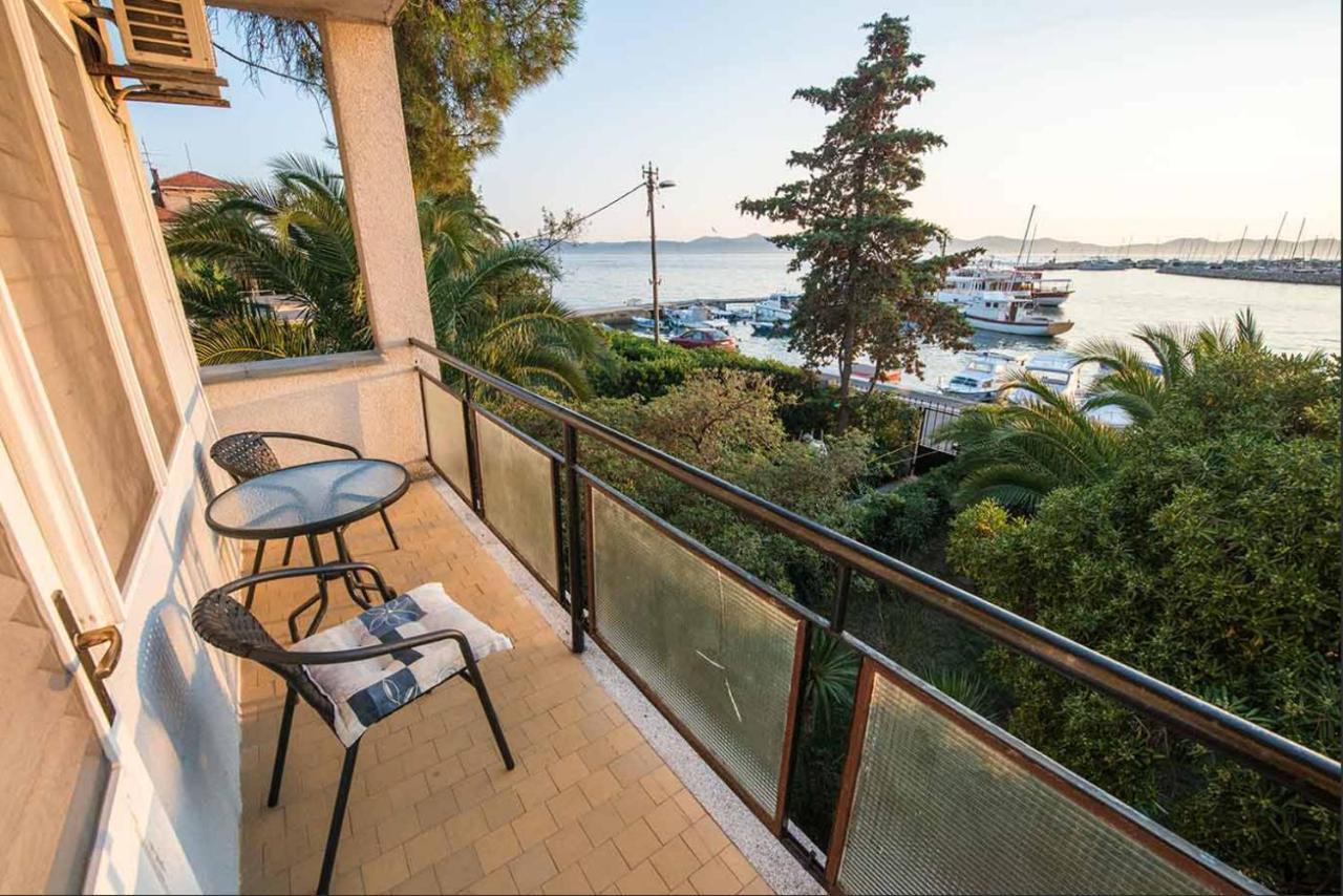 Amazing Seaview Apartment With A Balcony Near The Beach - Kneza Trpimira I Zadar Dış mekan fotoğraf